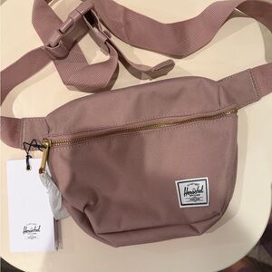 Herschel Hip Pack (NWT)